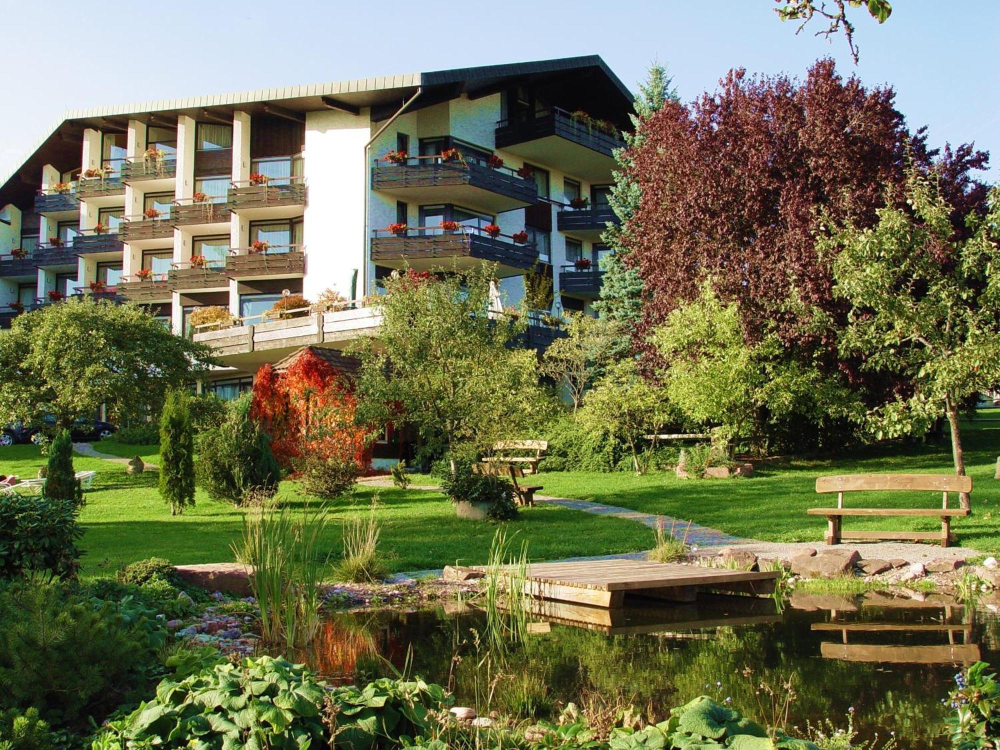 Hotel Schwanen Kaelberbronn Pfalzgrafenweiler Bagian luar foto