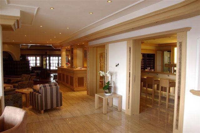 Hotel Schwanen Kaelberbronn Pfalzgrafenweiler Bagian luar foto